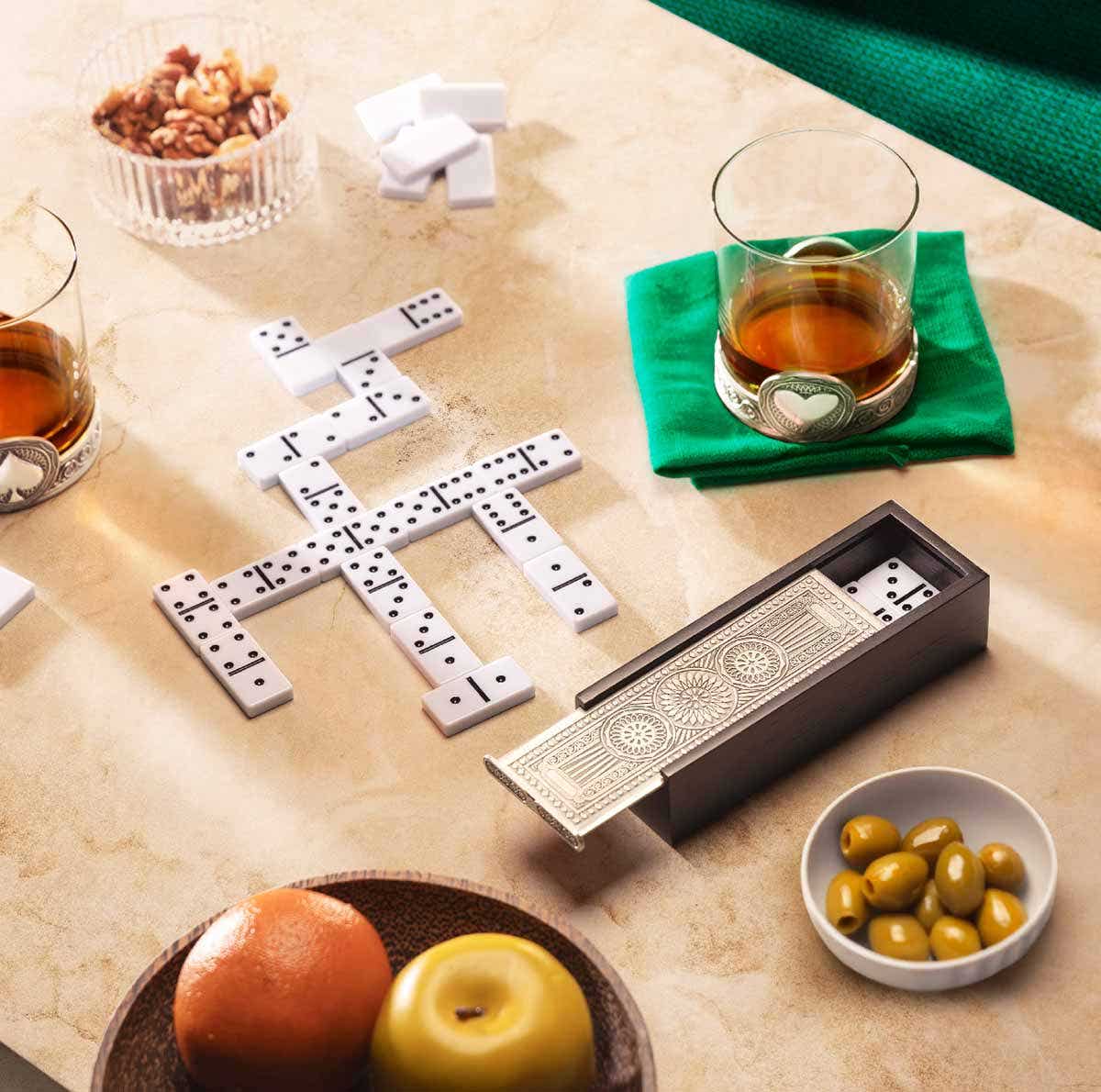 Ace Dominoes