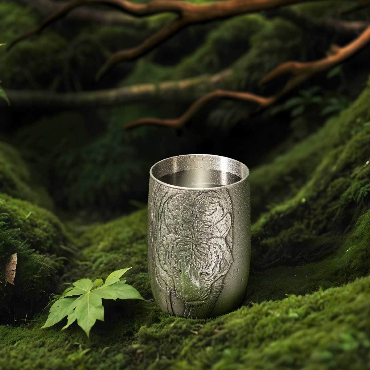 Julegaver til whisky-elskeren: dekanter, tumbler og hip flask i tinn